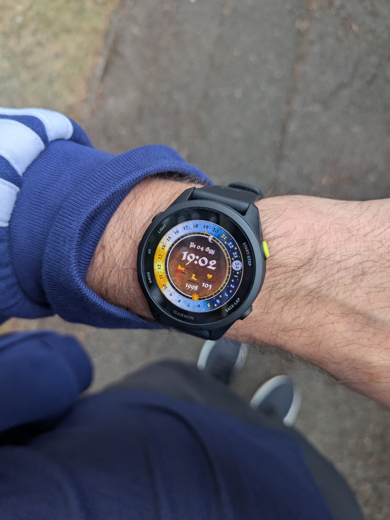 Closeup of KCD Watch face running on Garmin Forerunner 70 - Showing new debuff bar system depleted